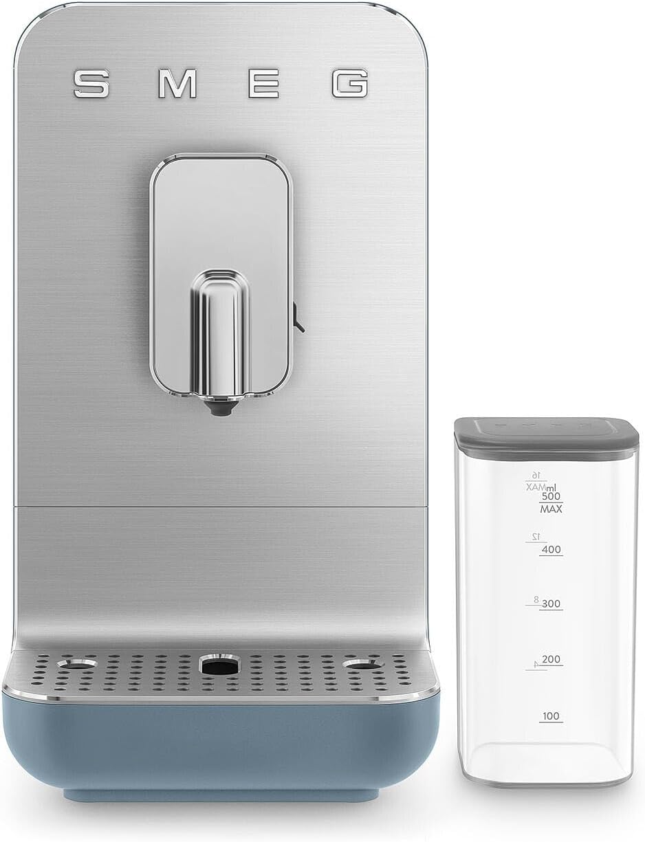 Smeg BCC13SBMEU Machine à café, 1, 4 L, acier inoxydable, 1350 W, Réservoir 1, 4 L, Système de Lait, Broyeur à Grain Intégré